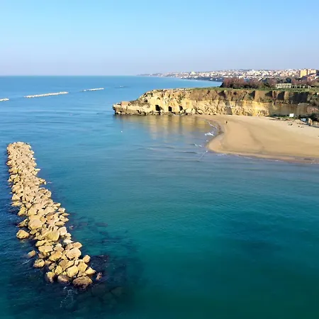 Casa Berardi - Steps From The And Train Station, Perfect For Sunsets * Anzio